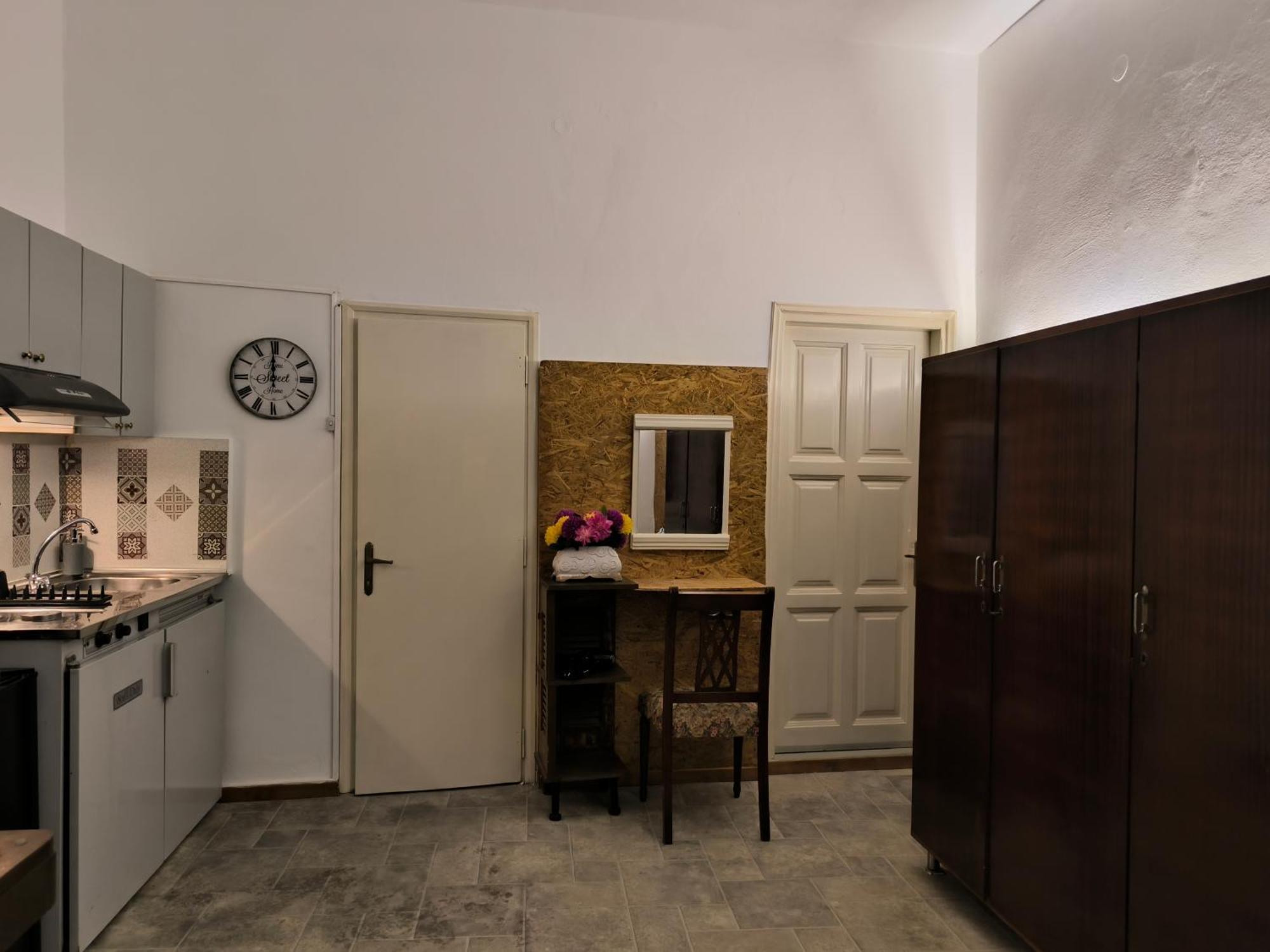 Aloni Studio Apartment Azoyiras Bagian luar foto